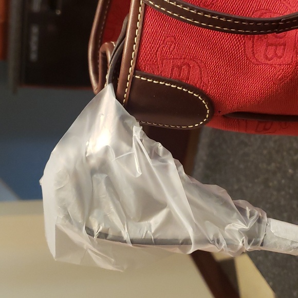 Brand new with tags Dooney Burke canvas logo tote bag NWT - Picture 4 of 17